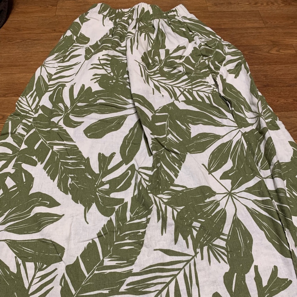Women’s Abercrombie & Fitch Green Leaf Print Maxi Skirt size xs petite